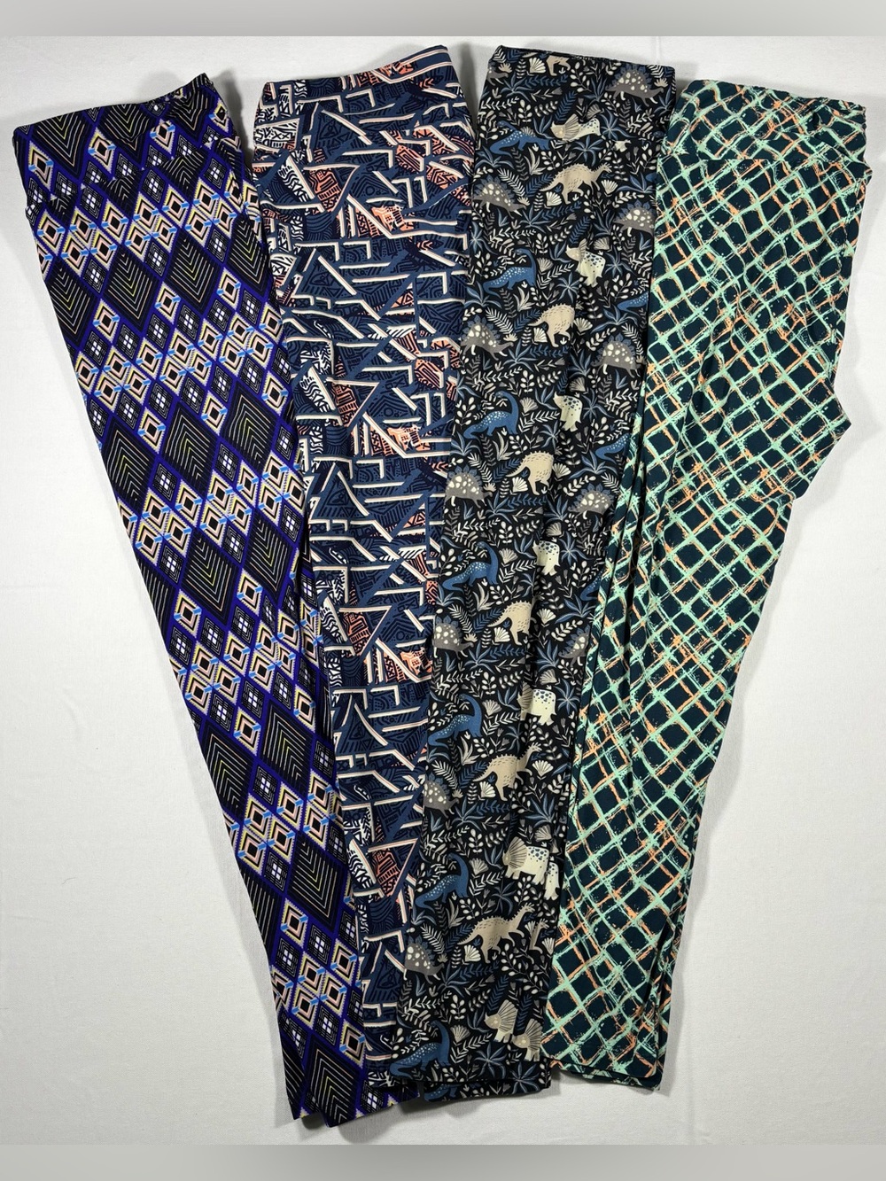 LuLaRoe Women’s Tall & Curvy Leggings Lot of Four fits sizes 12-18